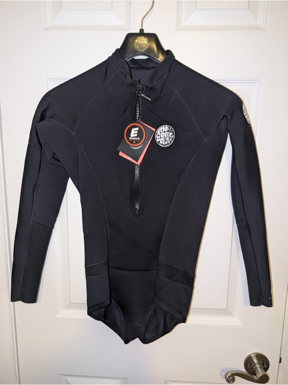 Rip Curl Black Long Sleeve Front-Zip Wetsuit Top
